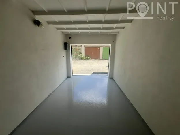 Pronájem garáže, Vyškov, Letní, 18 m2