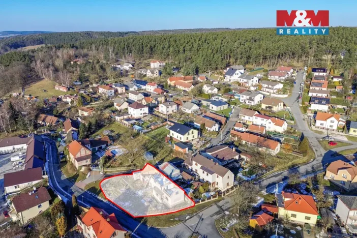 Prodej pozemku pro bydlení, Trnová, 643 m2