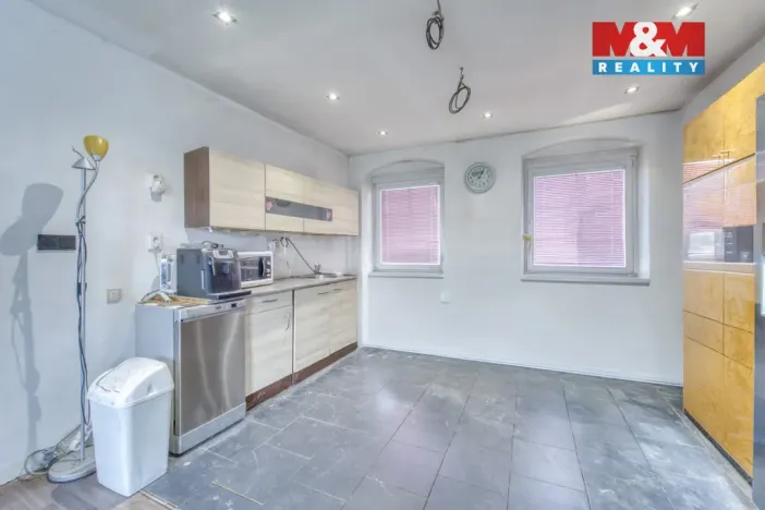 Prodej rodinného domu, Králův Dvůr, Plzeňská, 189 m2