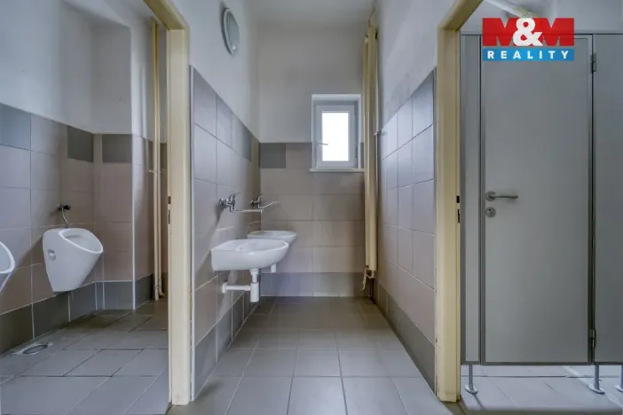 Pronájem obchodního prostoru, Klatovy - Klatovy III, Nádražní, 38 m2