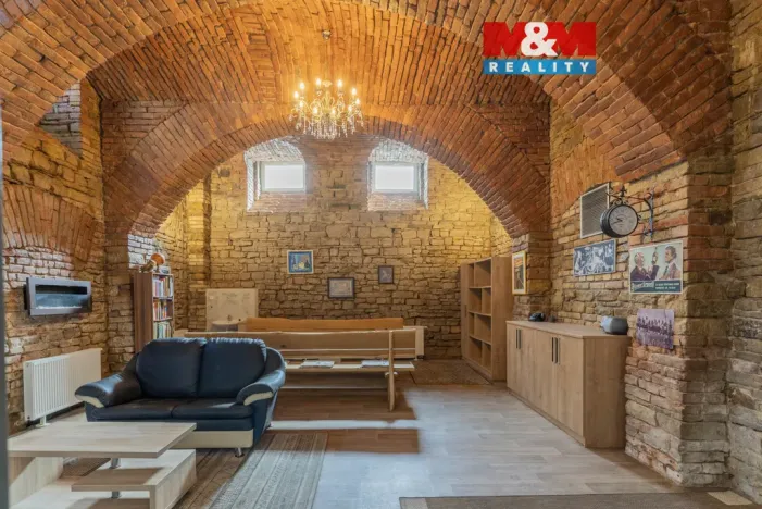 Prodej komerční nemovitosti, Kroměříž, Tovačovského, 106 m2