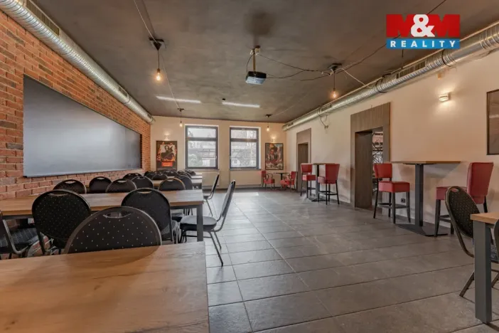 Pronájem restaurace, Ostrava - Hrabůvka, Františka Hajdy, 300 m2