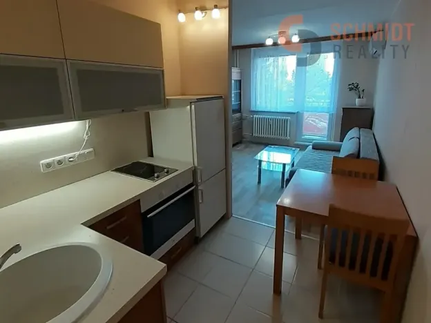 Pronájem bytu 2+kk, Břeclav, Slovácká, 39 m2