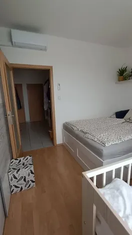 Prodej bytu 2+kk, Moravany, Sadová, 45 m2