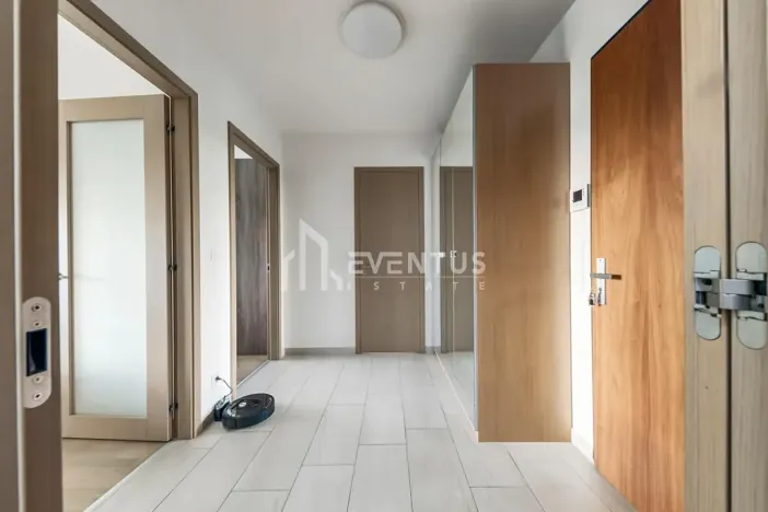 Pronájem bytu 2+kk, Praha - Holešovice, Sanderova, 58 m2