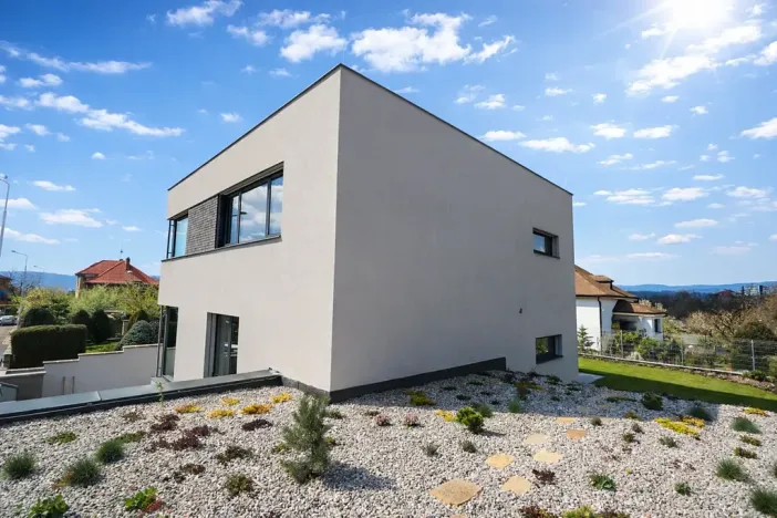 Pronájem rodinného domu, Praha - Modřany, 305 m2