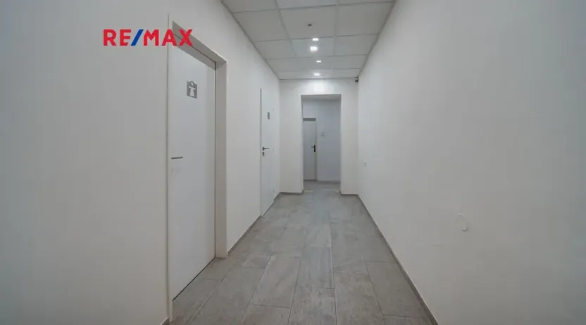 Pronájem kanceláře, Chlumec nad Cidlinou, Rooseveltova, 18 m2