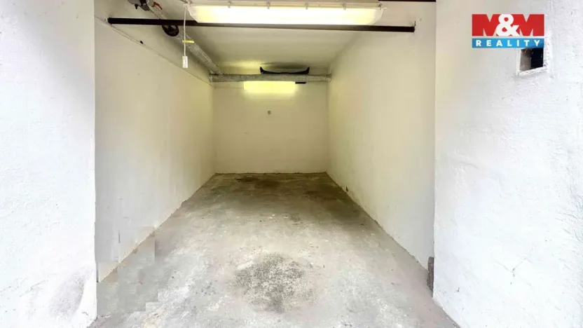 Prodej garáže, Plzeň, Pod Lesem, 18 m2