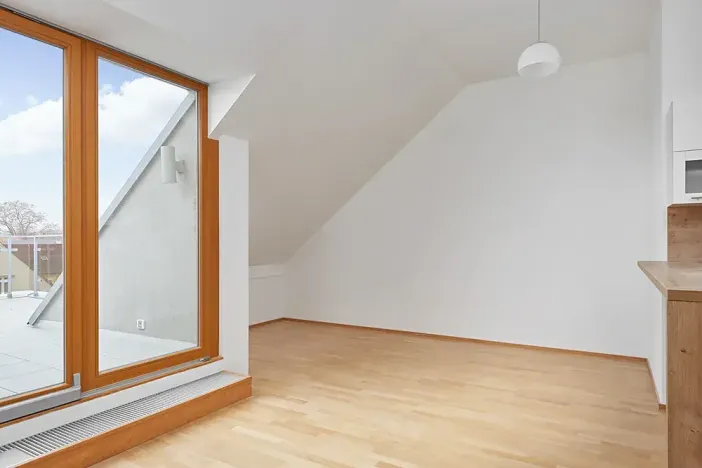 Pronájem bytu 3+kk, Praha - Prosek, U proseckého kostela, 100 m2