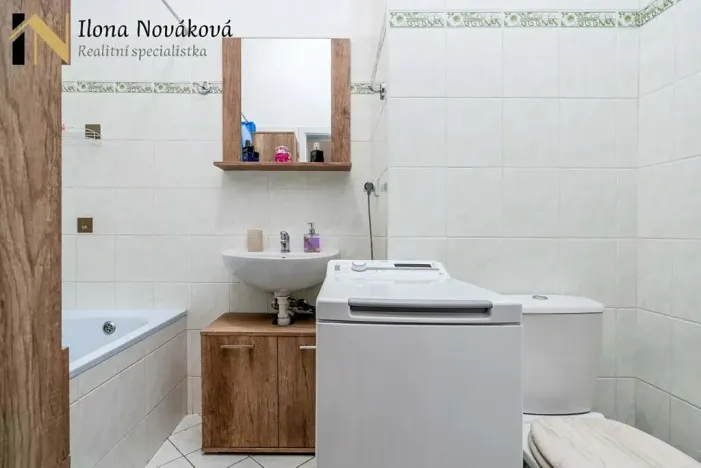 Prodej bytu 2+kk, Milovice, Višňová, 63 m2