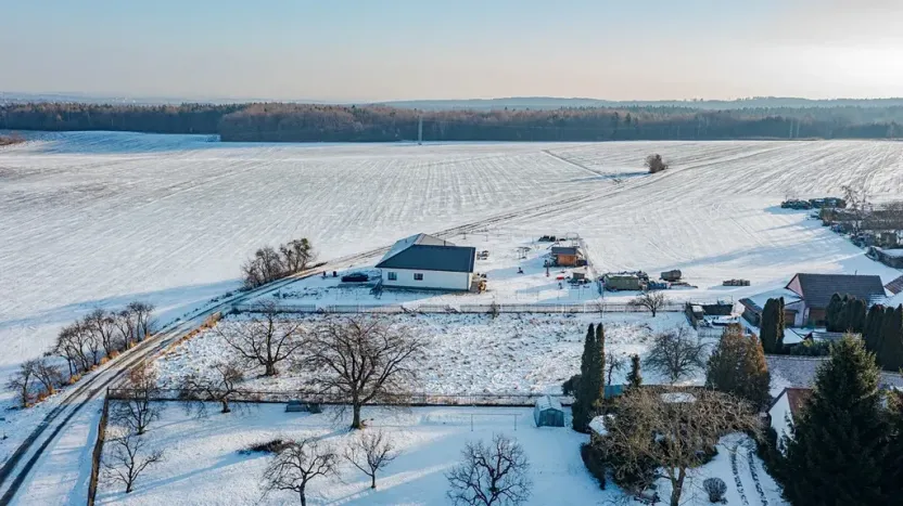 Prodej pozemku pro bydlení, Morašice, 2087 m2