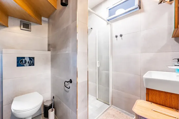 Prodej rodinného domu, Roztoky, 234 m2