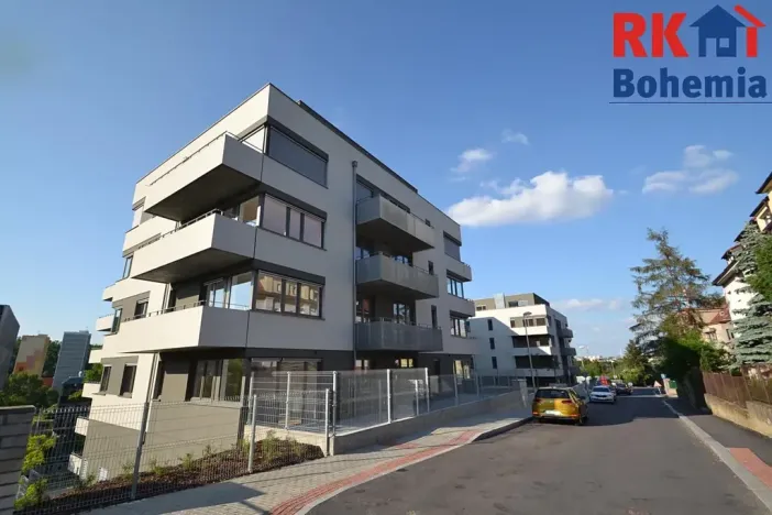 Pronájem bytu 2+kk, Praha - Michle, Hadovitá, 51 m2