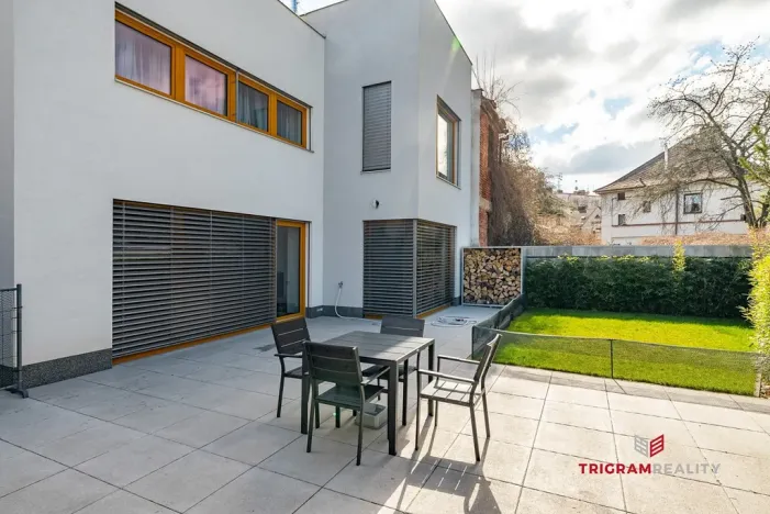 Pronájem bytu 1+kk, Hradec Králové - Pražské Předměstí, Želivského, 39 m2