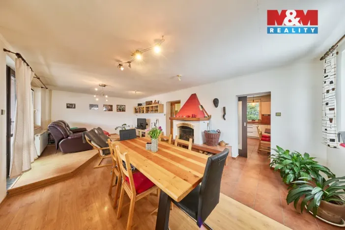 Prodej rodinného domu, Horní Maršov, Za Vodou, 600 m2