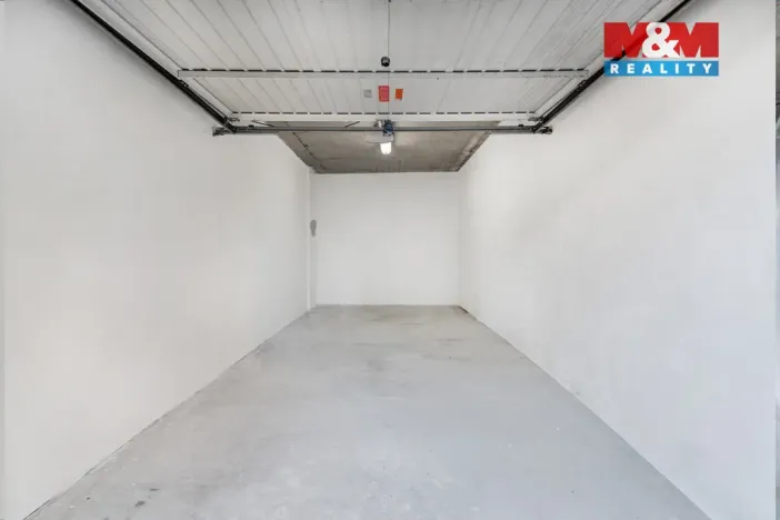 Prodej garáže, Liberec - Liberec VI-Rochlice, Nádvorní, 20 m2