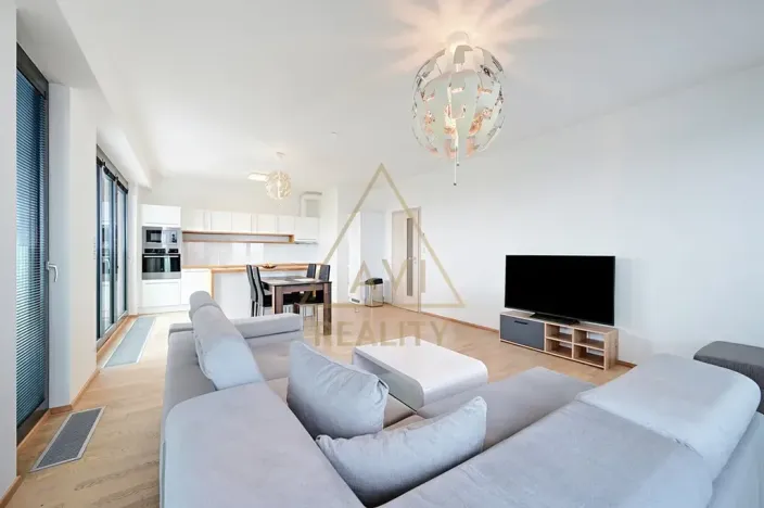 Pronájem bytu 3+kk, Praha - Žižkov, Olšanská, 86 m2