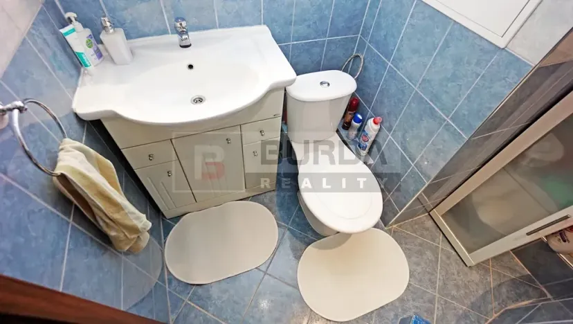 Prodej bytu 2+1, Neratovice, 53 m2