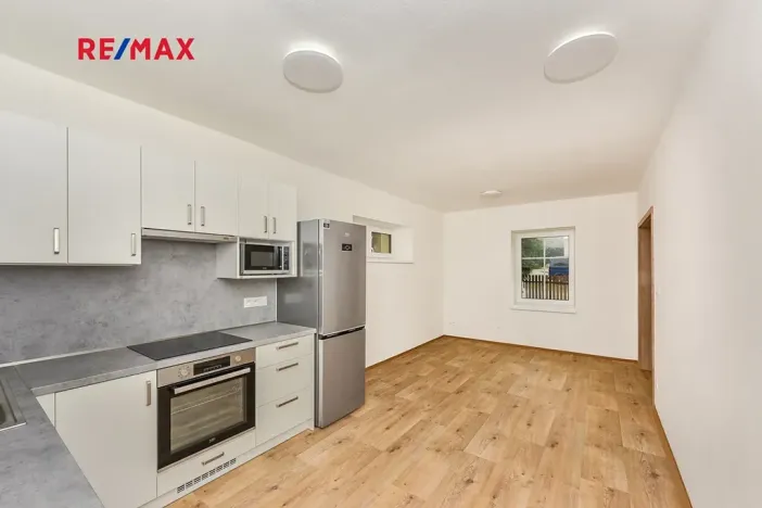 Pronájem rodinného domu, Zruč-Senec, U pomníku, 130 m2