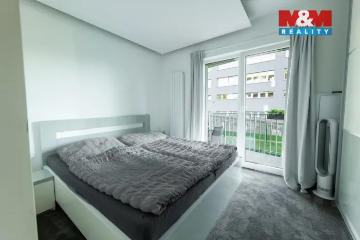 Prodej bytu 3+kk, Praha - Libeň, Novovysočanská, 64 m2