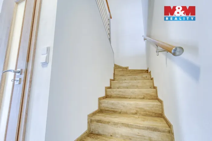 Prodej rodinného domu, Osek, 146 m2