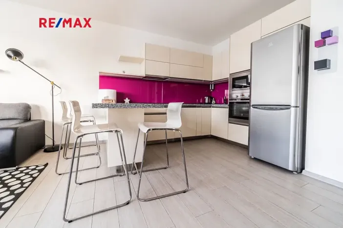 Pronájem bytu 2+kk, Pardubice, Jana Hrubého, 62 m2