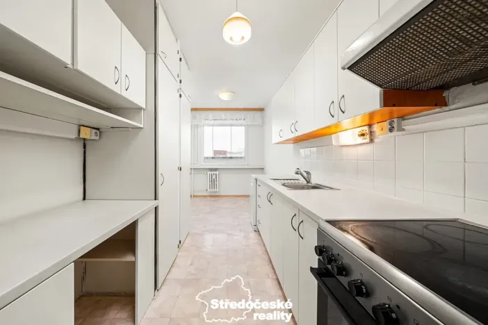 Prodej bytu 3+1, Praha - Horní Měcholupy, Veronské nám., 85 m2