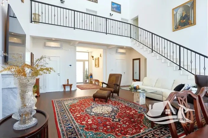 Prodej vily, Kumbor, Černá Hora, 320 m2