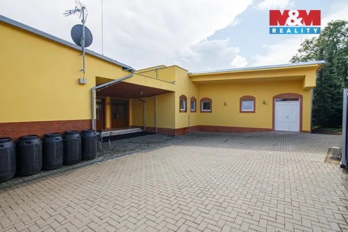 Pronájem restaurace, Vřesina, Ovocná, 635 m2