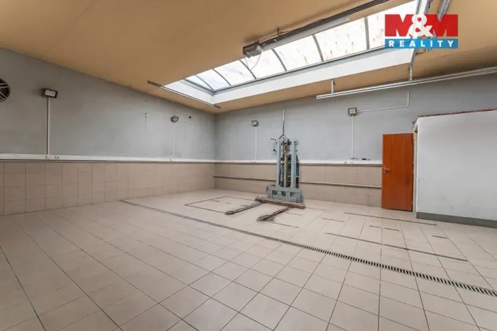 Prodej rodinného domu, Zlonice - Vyšínek, 244 m2