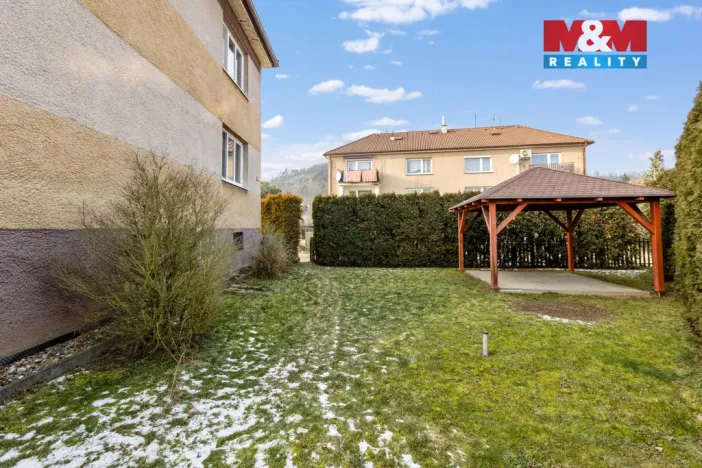 Prodej bytu 3+1, Trubín, Na Hrázi, 72 m2