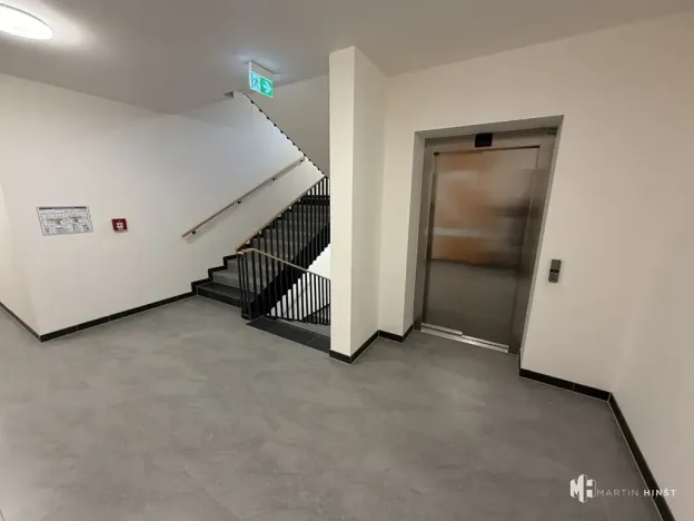 Pronájem bytu 1+kk, Praha - Hostivař, Nurmiho, 32 m2