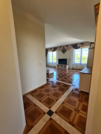 Prodej bytu 4+kk, Pula, Chorvatsko, 305 m2