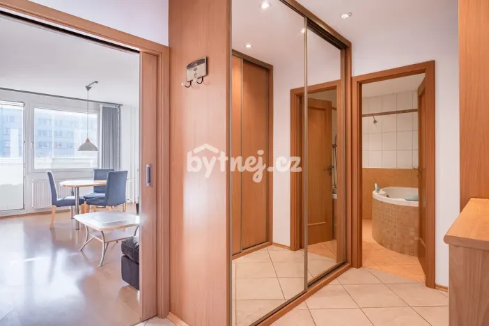 Pronájem bytu 2+kk, Praha - Krč, Ružinovská, 66 m2