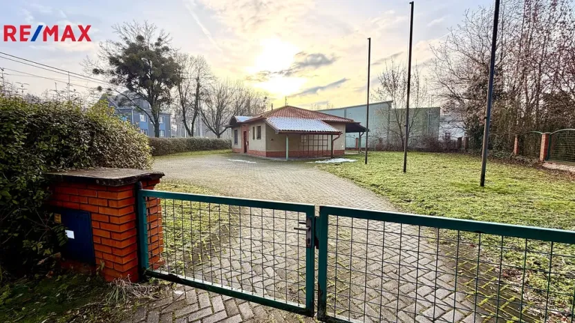 Pronájem kanceláře, Ostrava - Kunčice, Meziveská, 37 m2