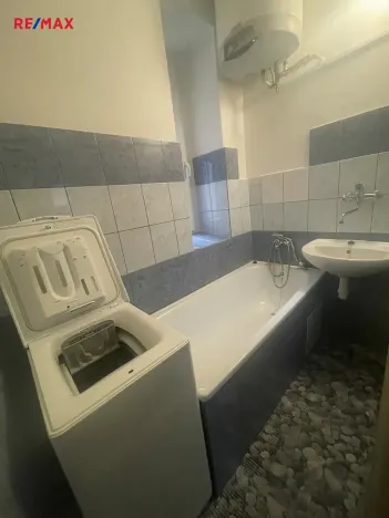 Pronájem bytu 2+kk, Praha - Libeň, U svobodárny, 60 m2