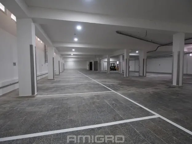 Pronájem garážového stání, Brno, Věstonická, 20 m2