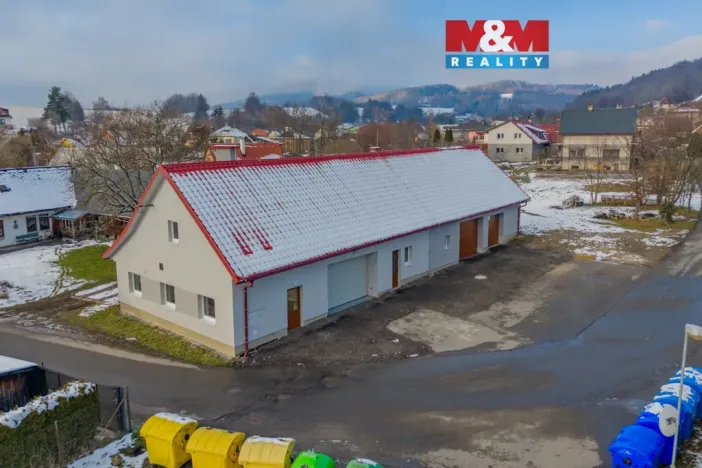 Pronájem skladu, Zubří, U Traktorky, 256 m2