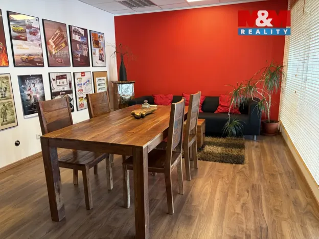 Pronájem kanceláře, Pardubice - Zelené Předměstí, Štefánikova, 119 m2