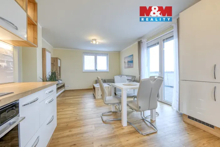 Prodej bytu 4+kk, Vochov, 82 m2