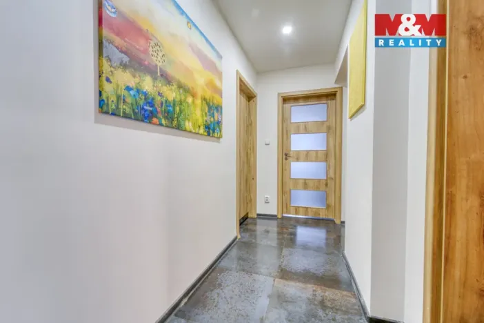 Prodej bytu 4+1, Černošice, Komenského, 109 m2