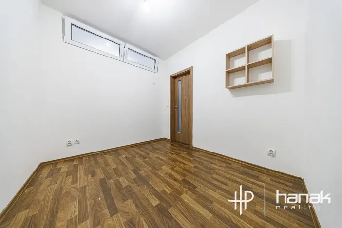 Pronájem bytu 2+kk, Olomouc, Janského, 78 m2
