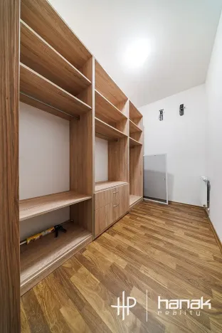 Pronájem bytu 2+kk, Olomouc, Janského, 78 m2