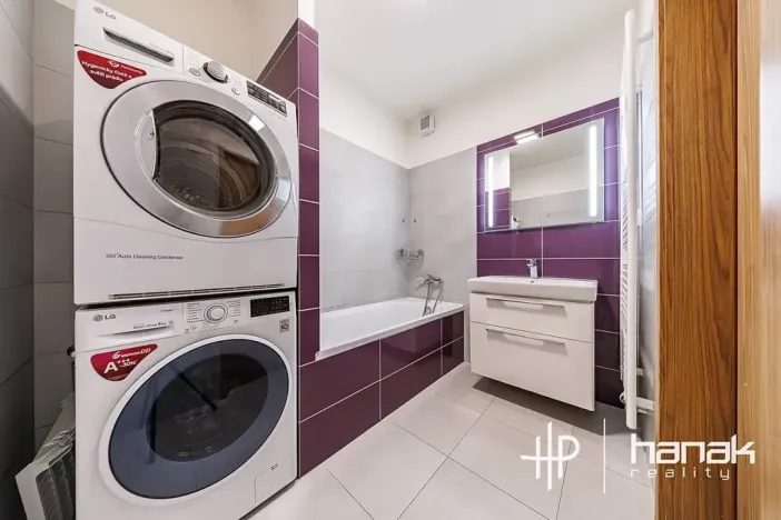 Pronájem bytu 2+kk, Olomouc, Janského, 78 m2