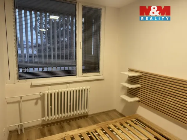 Pronájem bytu 2+kk, Praha, Brdlíkova, 42 m2