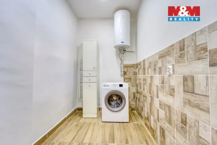 Prodej rodinného domu, Čečovice, 178 m2