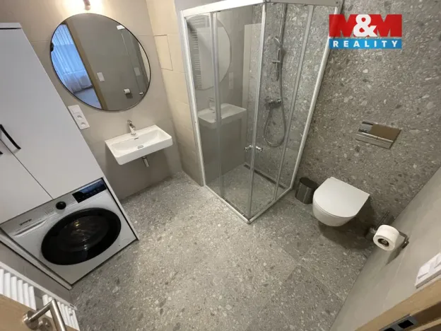 Pronájem bytu 2+kk, Praha - Košíře, Starokošířská, 43 m2