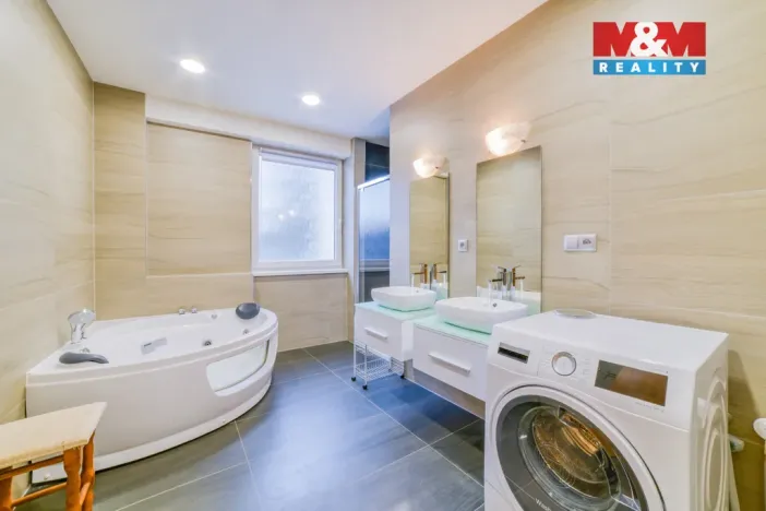 Prodej bytu 3+kk, Karlovy Vary - Drahovice, Mattoniho nábřeží, 85 m2