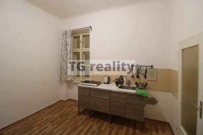 Pronájem bytu 2+1, Praha - Karlín, Peckova, 53 m2