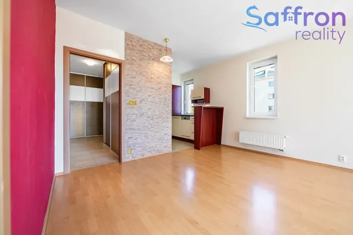 Pronájem bytu 2+kk, Plzeň, Znojemská, 52 m2